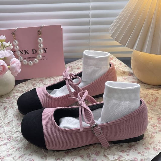 Two Tone Bow Mary Jane Shoes