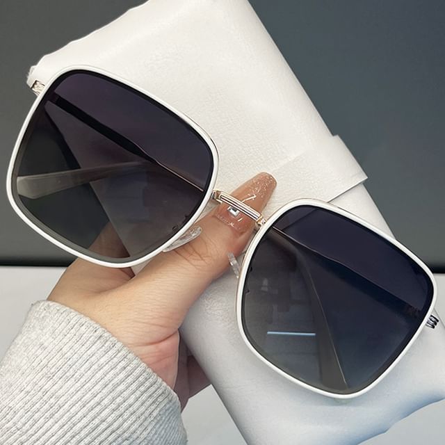 Square Polarized Metal Frame Sunglasses