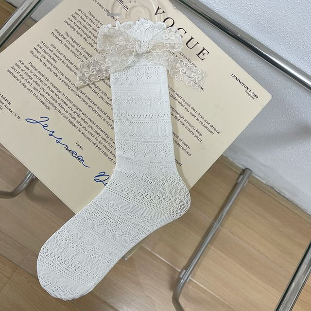 Spitzensocken mit Schleife