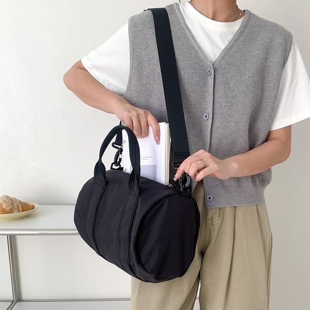 Plain Nylon Barrel Bag
