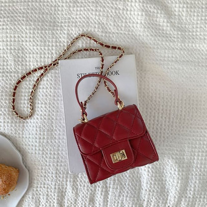 Strap Quilted Flap Chain Crossbody Bag
