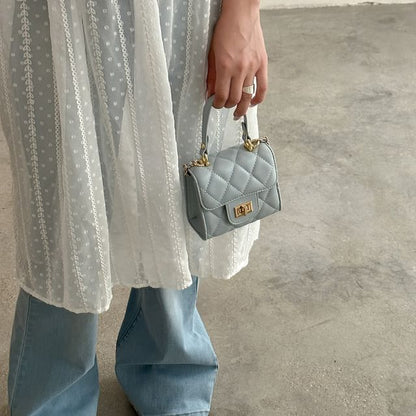 Strap Quilted Flap Chain Crossbody Bag