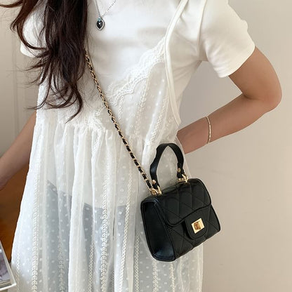 Strap Quilted Flap Chain Crossbody Bag