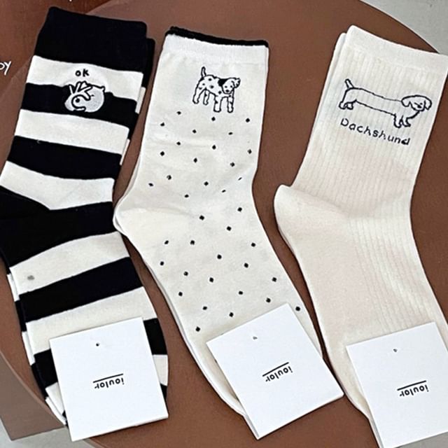 Dog Embroidered Socks Set