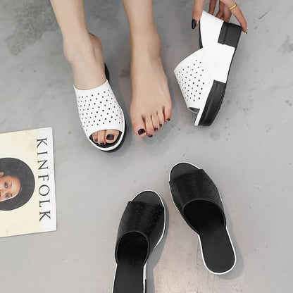 Plain Wedge Sandals Pointelle Slide