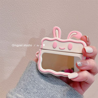 Rabbit AirPods / Pro Earphone Case Skin