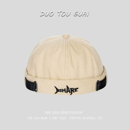 Lettering Hat Brimless Embroidered