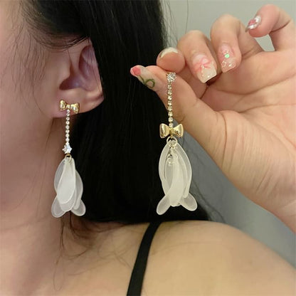 Floral Rhinestone Asymmetrical Dangle Earring