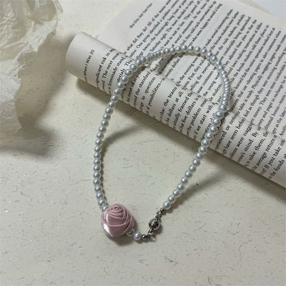 Floral Faux Pearl Necklace