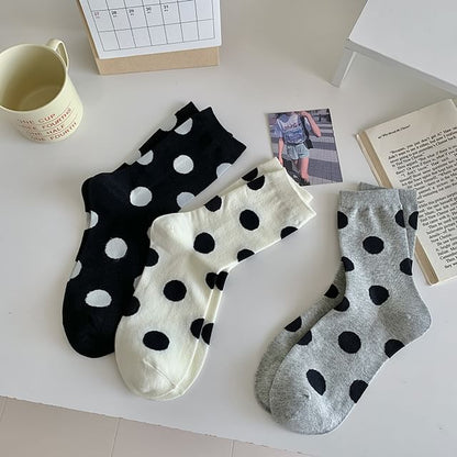 Dotted Socks Set