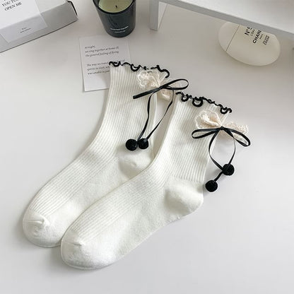 Ruffle Trim Bow Socks