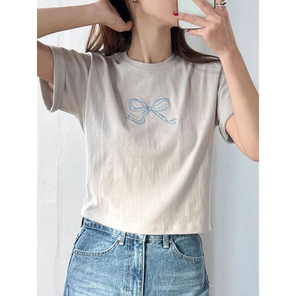 Short-Sleeve Round Neck Bow Embroidered Tee