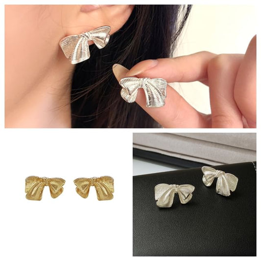 Bow Ear Stud