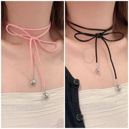 Heart Bow Choker