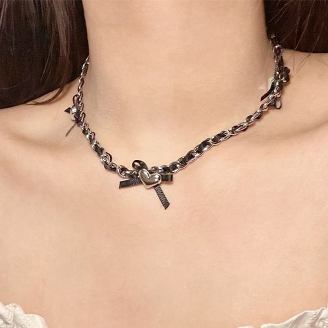 Heart Bow Necklace