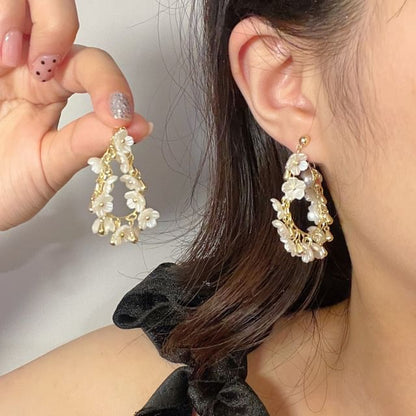 Floral Faux Pearl Fringed Hoop Earring