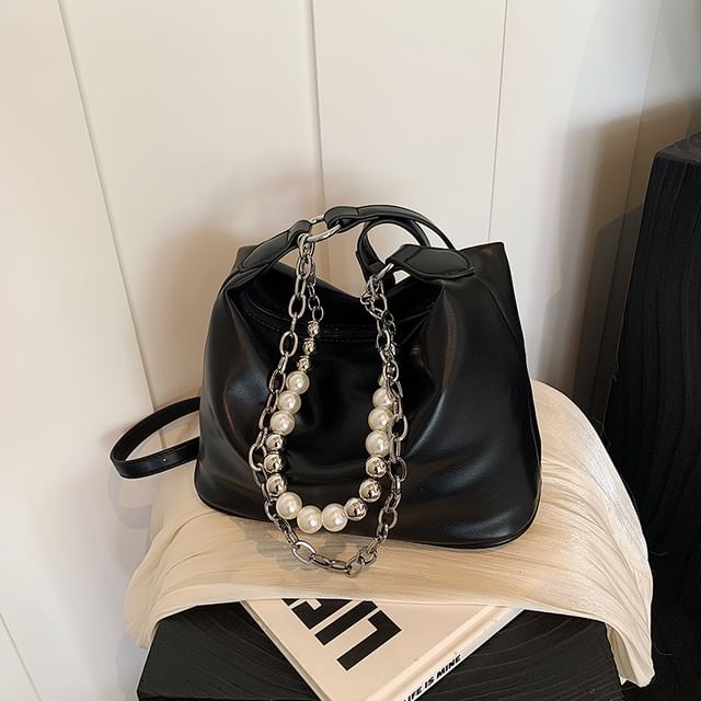 Faux Pearl Strap Chained Crossbody Bag