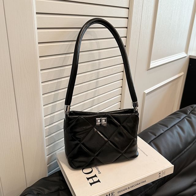 Quilted Twisted Bucket Bag