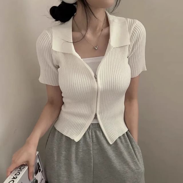 Short-Sleeve Collar Plain Ribbed Zip Knit Top