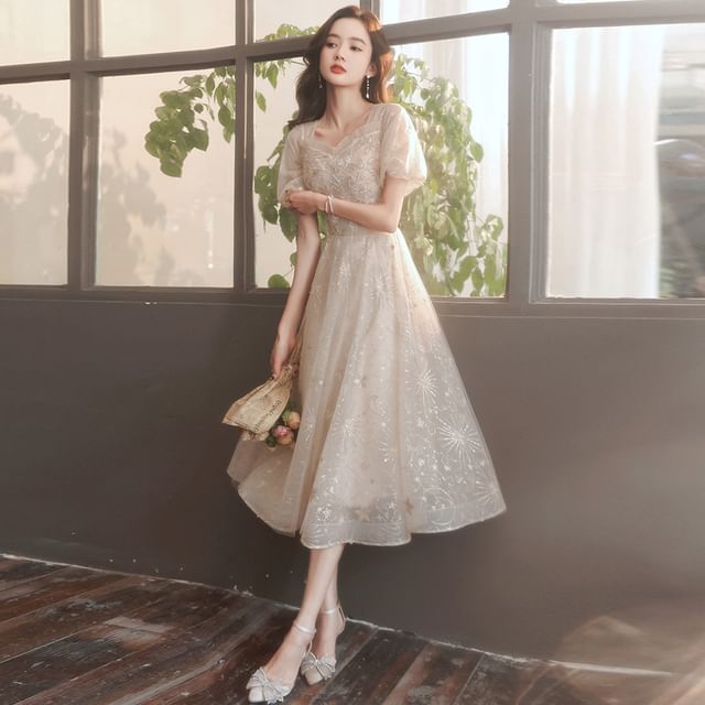 Gown Square-Neck Sequined Designs) A-Line Evening Puff-Sleeve Floral (Various