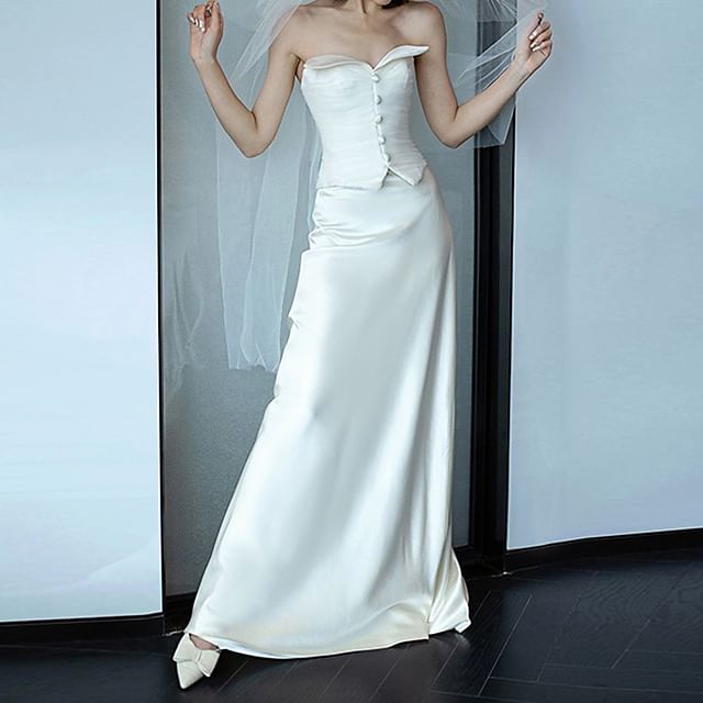 Glossy Strapless A-Line Wedding Gown