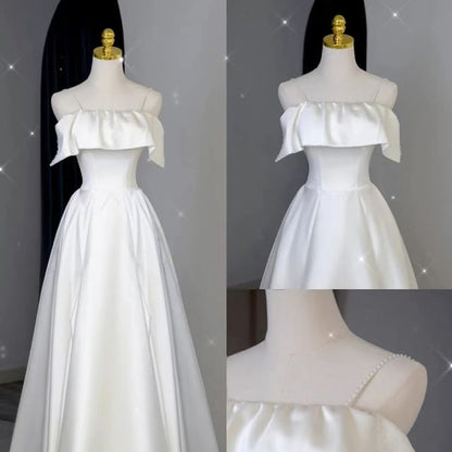 Strap Wedding Ruffle A-Line Spaghetti Plain Gown