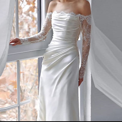 Gown Trained Wedding A-Line Strapless