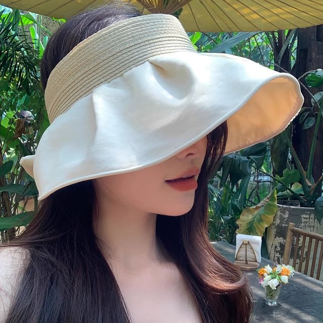 Ruffle Straw Sun Hat