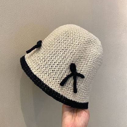 Bow Contrast Trim Knit Cloche Hat