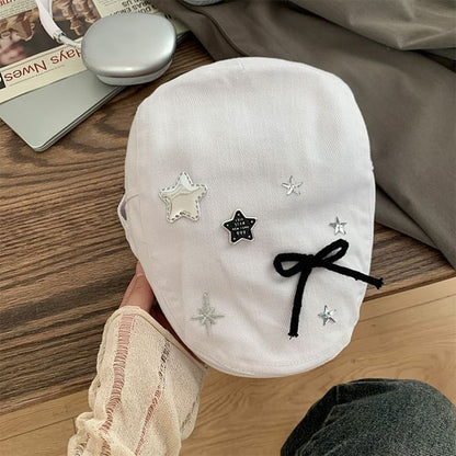 Bow Star Applique Flat Cap