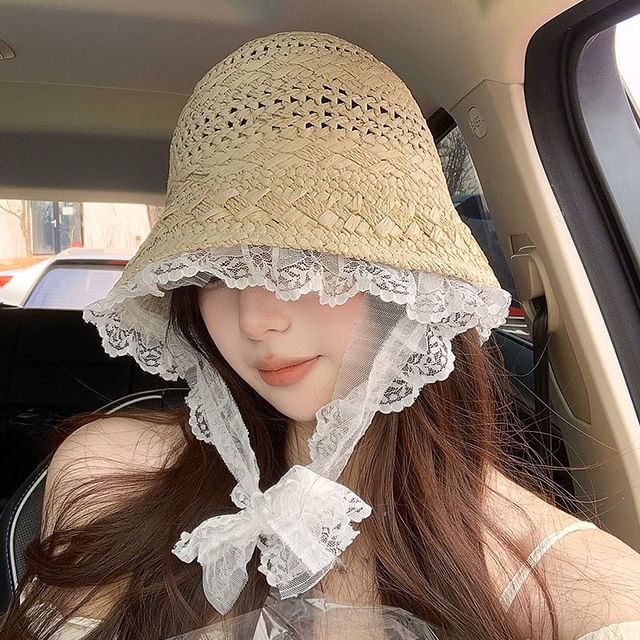 Lace Trim Straw Bucket Hat