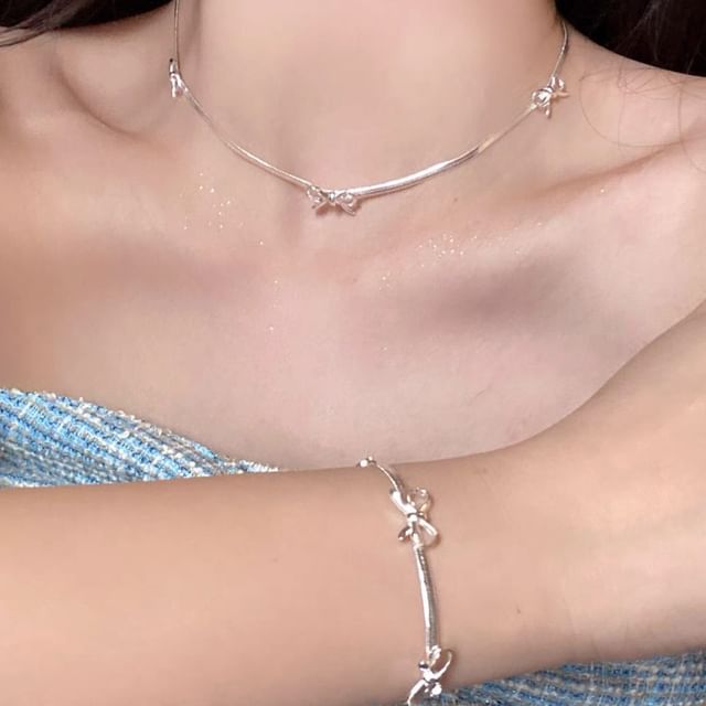 Bow Alloy Bracelet / Choker