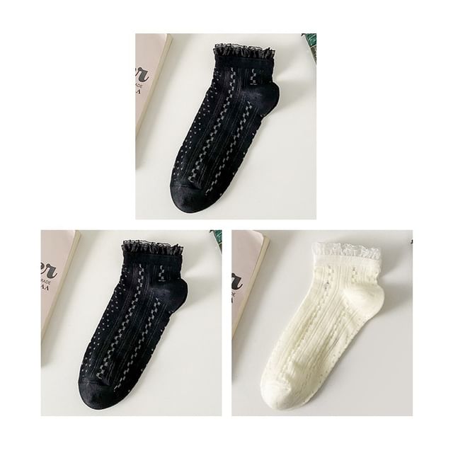 Lace Trim Socks Set