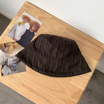 Plain Frayed Bucket Hat