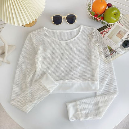 Langärmliges, schlichtes Crop-Top aus Netzstoff mit Rundhalsausschnitt