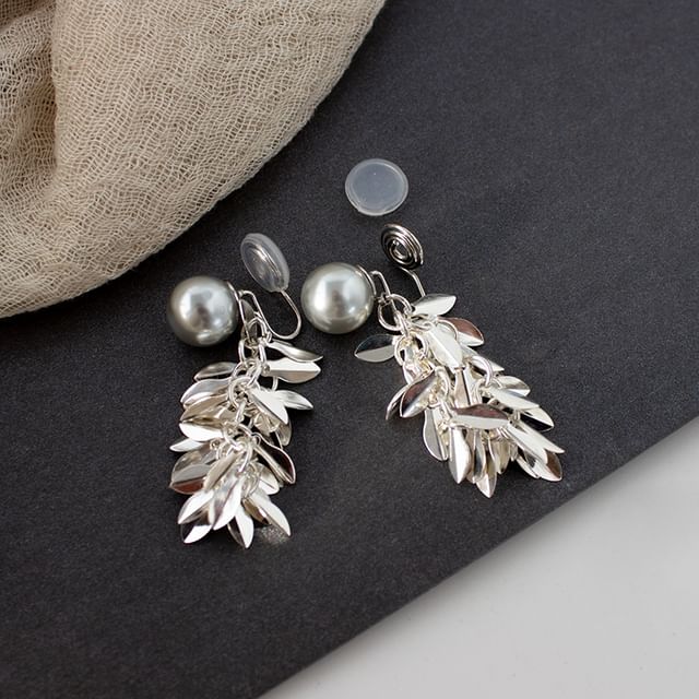 Leaf Faux Pearl Alloy Chandelier Earring