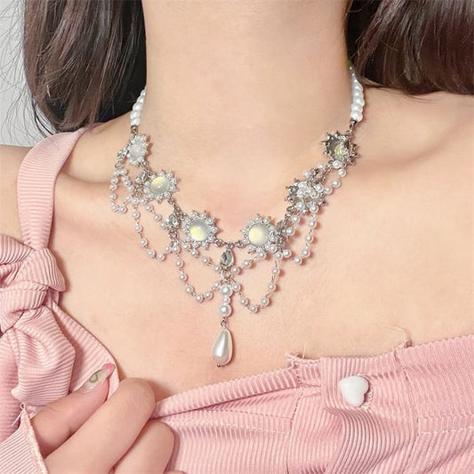 Faux Pearl Layered Alloy Choker