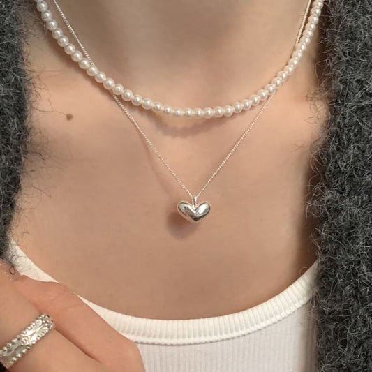 Polished Heart Pendant Alloy Necklace