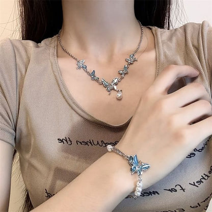 Butterfly Faux Pearl Alloy Choker