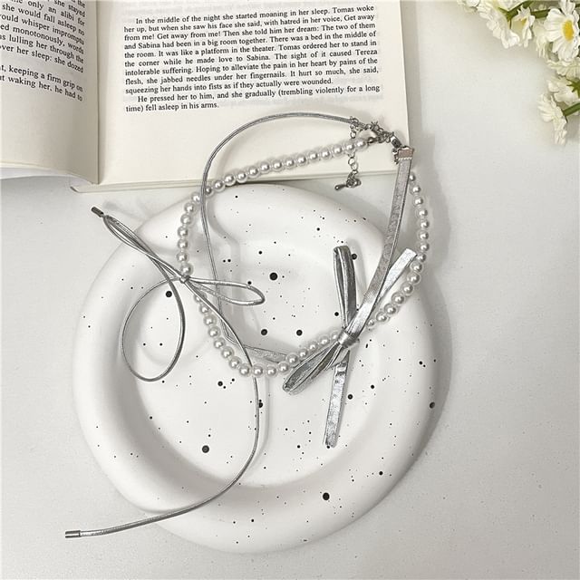 Ribbon Faux Leather Choker