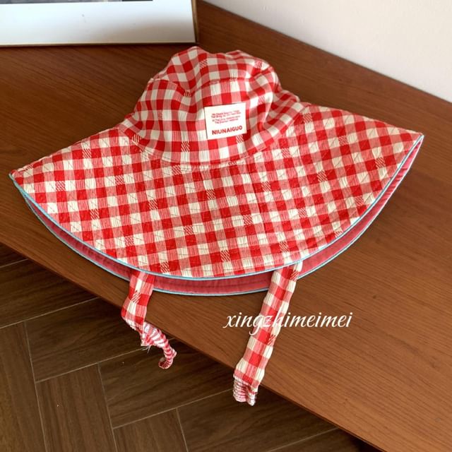 Gingham Bucket Hat With Chin Strap