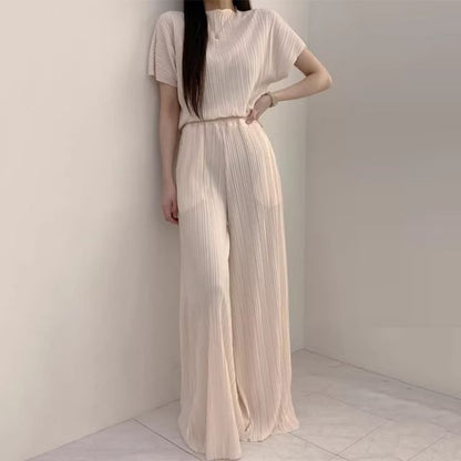 Ensemble : haut plissé uni à manches courtes et col montant + pantalon large à taille élastique