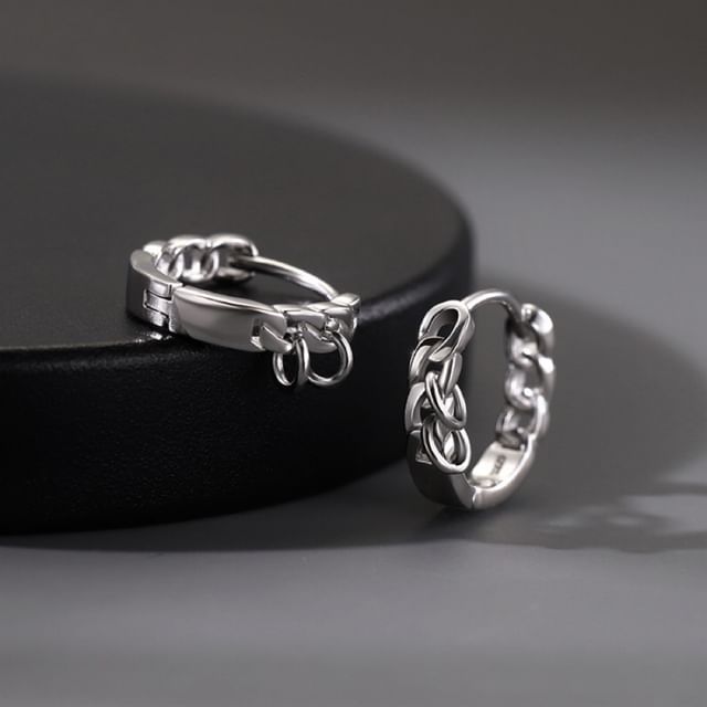 Chain Huggie Earring