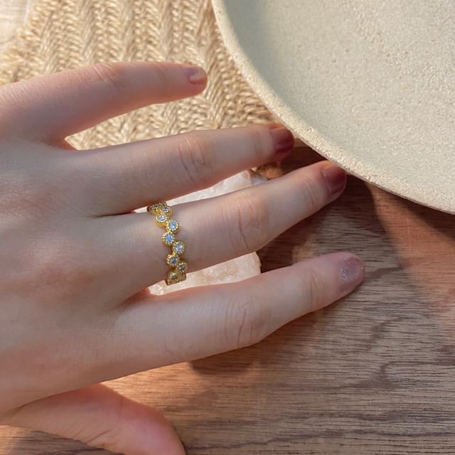 Bague ouverte en alliage de strass (divers modèles)