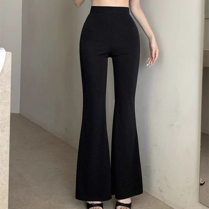 Sleeveless Crewneck Plain Top / Flared Pants