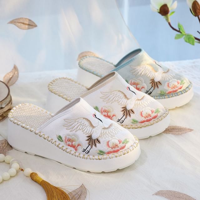 Heel Wedge Mules Embroidered