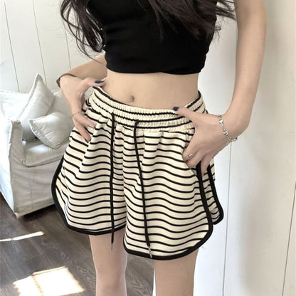 Drawstring Waist Striped Shorts