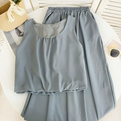 Set: schlichtes Tanktop mit U-Ausschnitt + Hose mit weitem Bein und elastischem Bund