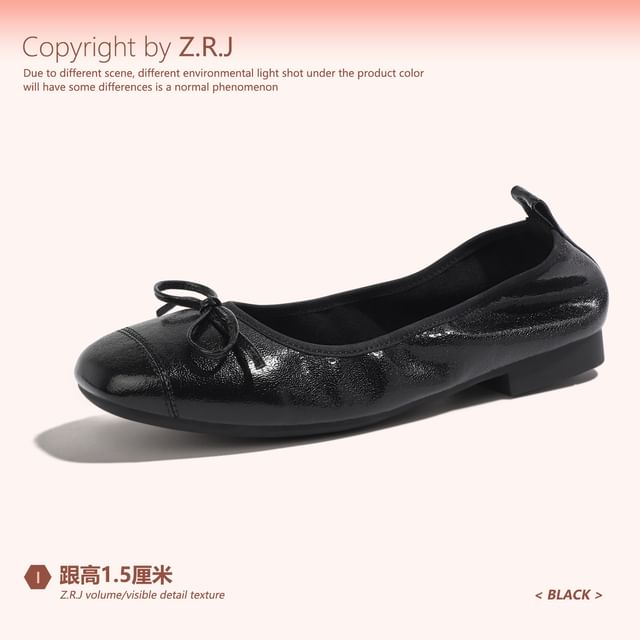 Plain Bow Accent Faux Leather Flats