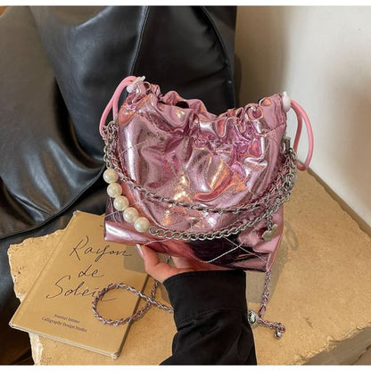 Chain Strap Quilted Bucket Bag